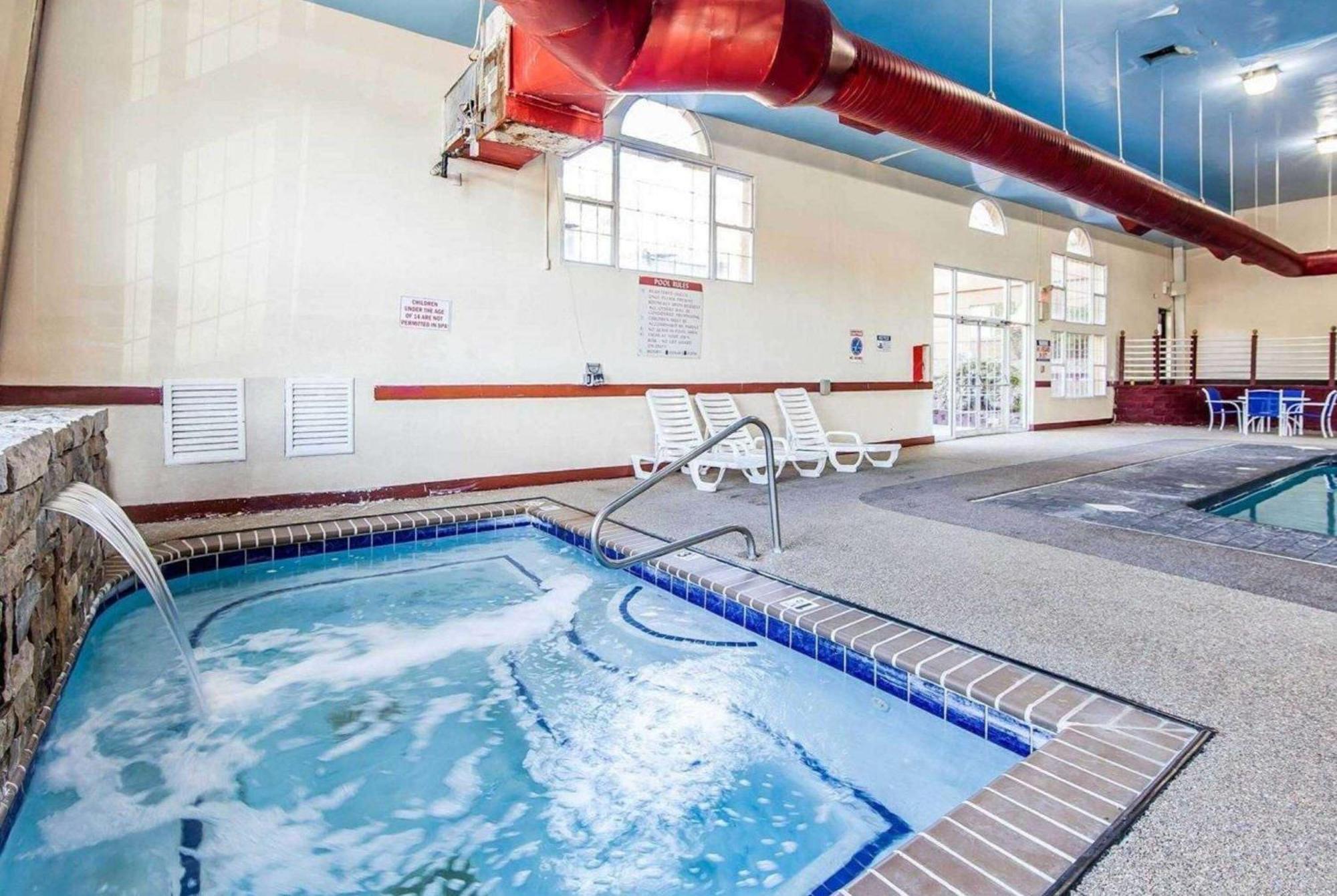 מלון Wingate By Wyndham Marietta Conference Center Ohio מראה חיצוני תמונה